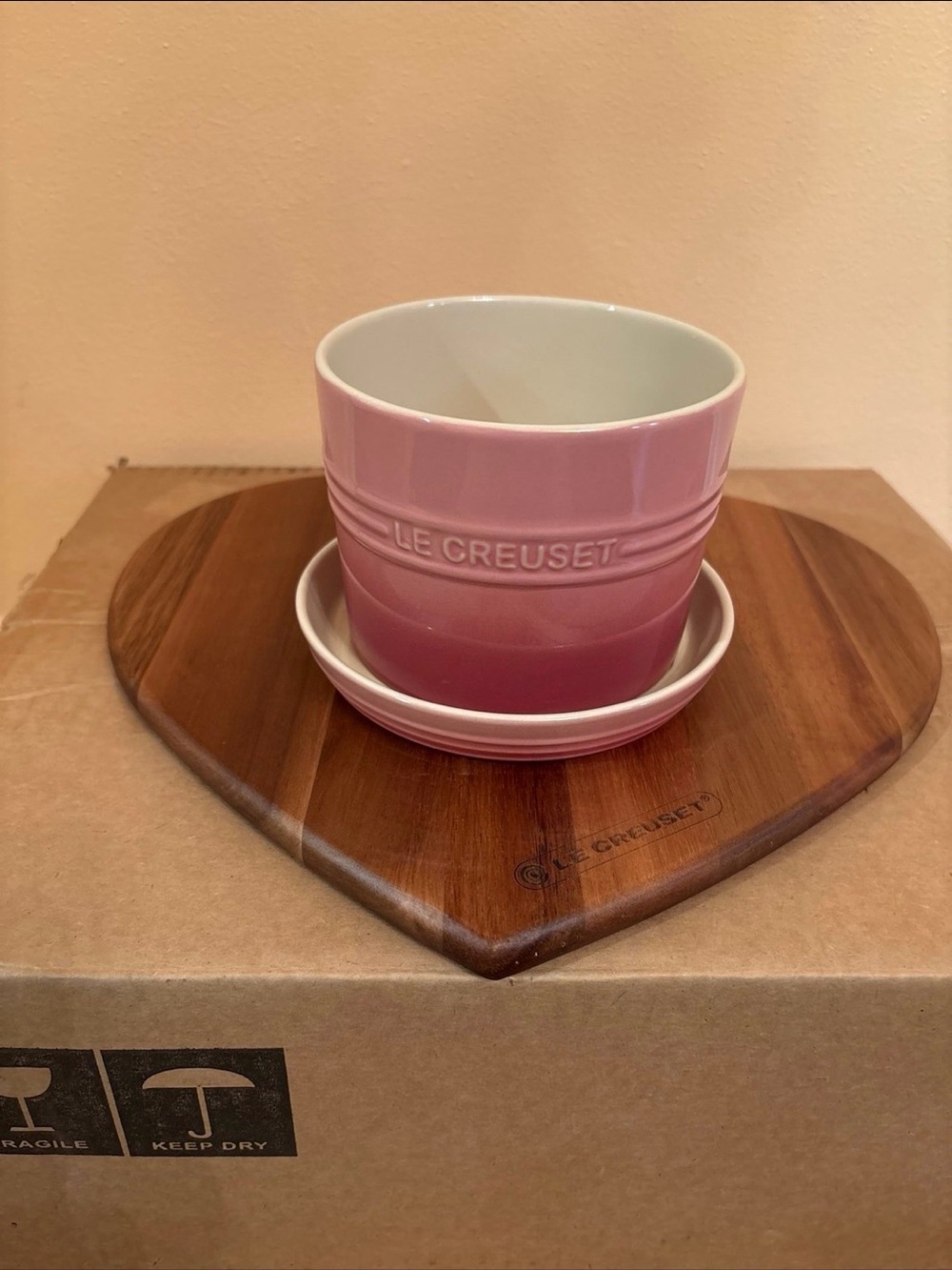 Le Creuset Rose Quartz Glazed Stoneware Herb Planter with Tray - Picture 2 of 8